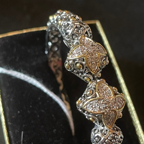 Sterling Silver CZ Hanging Cutout-Star Bangle | eBay New Silver Plated Star Design Cz Encrusted Bangle